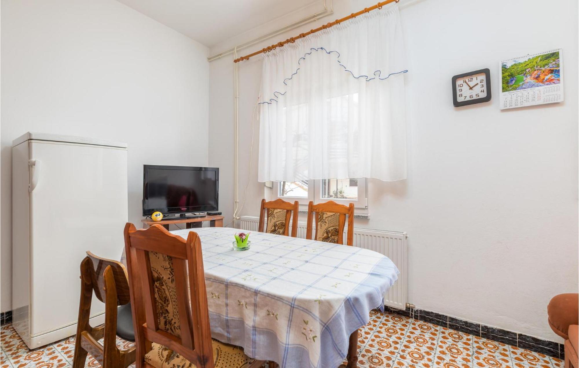 Lovely Apartment In Fazana With Kitchen Exterior photo